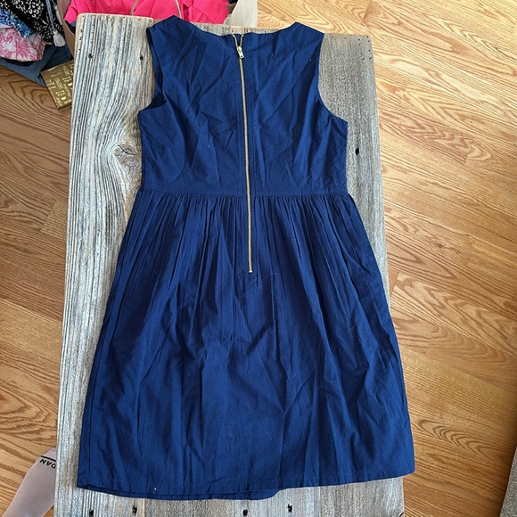 Girls vineyard vines size 10 dress - Picture 2 of 3